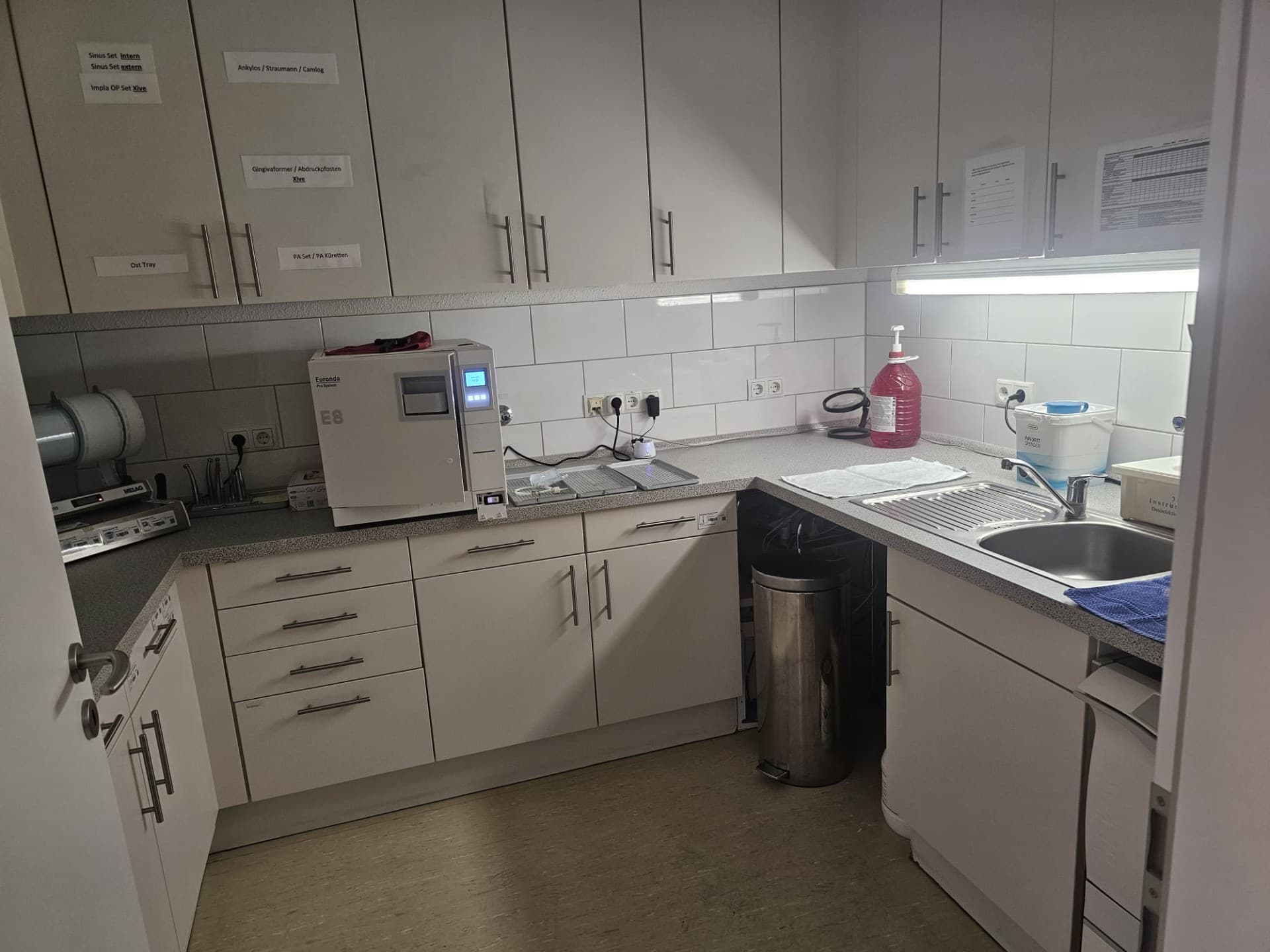 Hochwertig ausgestattete Praxis zu attraktiven Konditionen